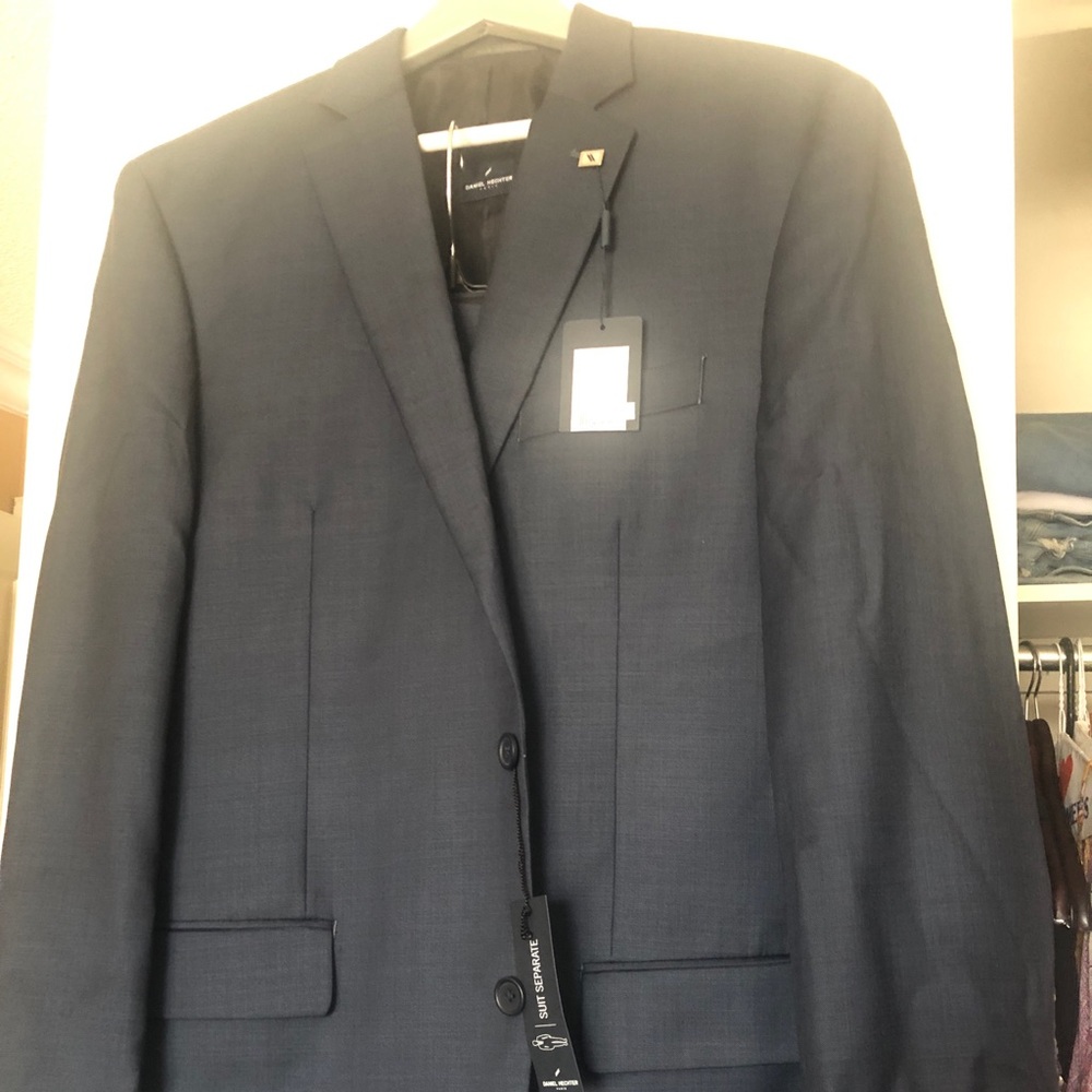 Brand new men’s Daniel Hechter suit.